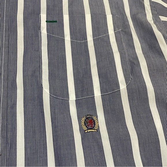 NEW Vintage Tommy Hilfiger Vertical Striped Button Down Men's Shirt Cotton Sz L - Picture 4 of 10